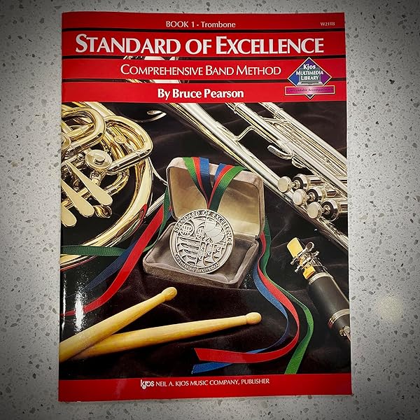 Amazon.com: W21XE - Standard of Excellence Book 1 - Alto
